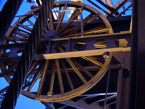  Eiffel Tower - Mechanical 